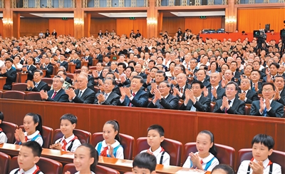 9? 3?, ???????? ? ??????? ?? 80?? ?? ???? <????>? ?? ??????? ??? ?????. ???, ??, ???, ???, ??, ???, ??, ?? ? ?? ?? ????? ? 6000? ?????? ?? ??? ????(??? ?? ?? ??).